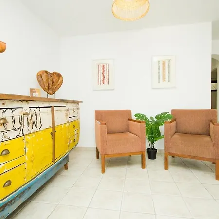 Vila Maitri - By Az *